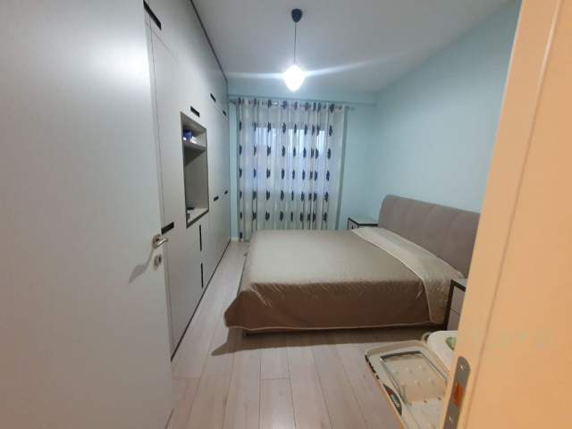 Tirane, shes 2+1+BLK Kati 4, 84 m² 114.000 Euro