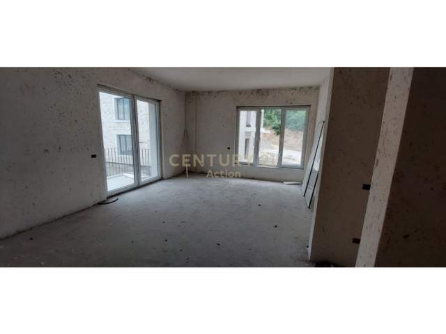 Tirane, shitet apartament 2+1 Kati 3, 106 m² 149.000 Euro (Qendra Tregtare TEG)