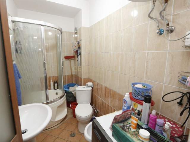Tirane, shitet apartament 1+1 Kati 2, 50 m² 50.000 Euro (Fresku)
