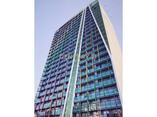 Tirane, shitet apartament 4+1 Kati 18, 300 m² 900.000 Euro (Rruga Elbasanit)