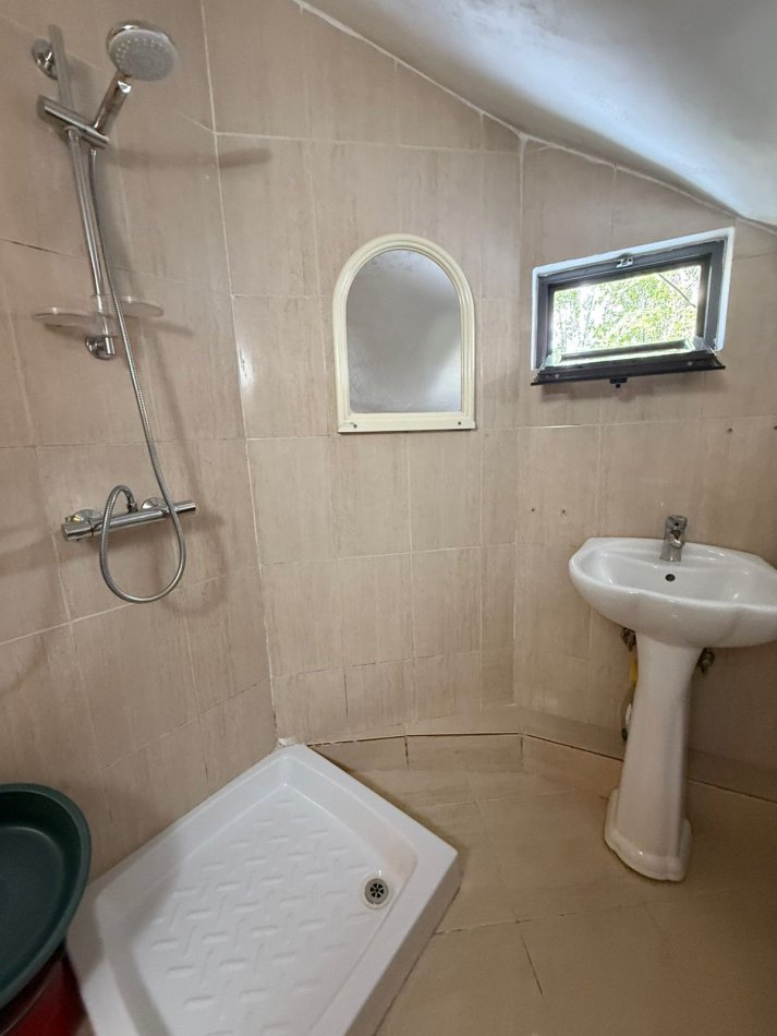 Tirane, jepet me qera garsonier 1+1 Kati 3, 40 m² 390 € (Stadiumi Arena)