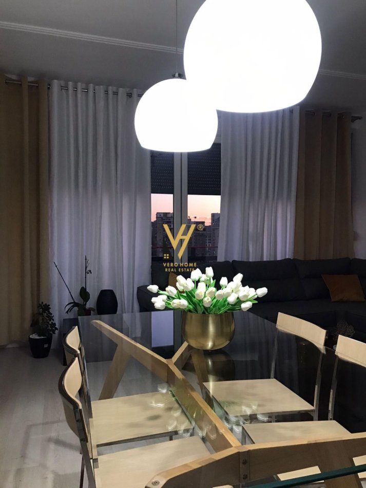 Tirane, shitet apartament 1+1+Ballkon Kati 6, 67 m² 139.000 € (LAPRAKE)