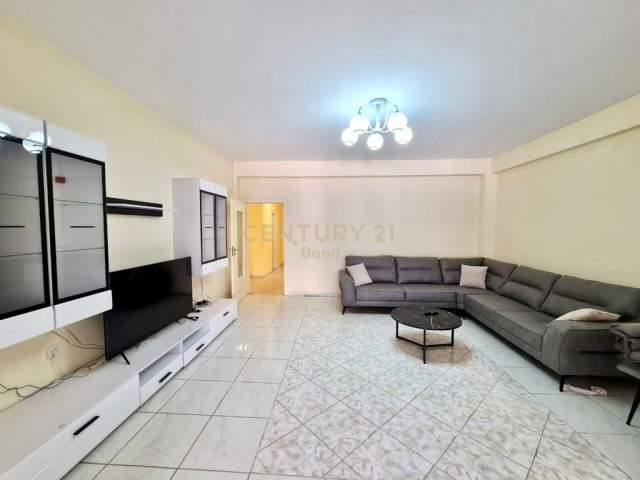 Tirane, shitet apartament 3+1 Kati 2, 160 m² 224.000 Euro (Myslym Shyri)