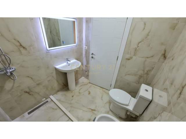 Tirane, shitet apartament 2+1 Kati 7, 109 m² 97.000 Euro (Astiri)