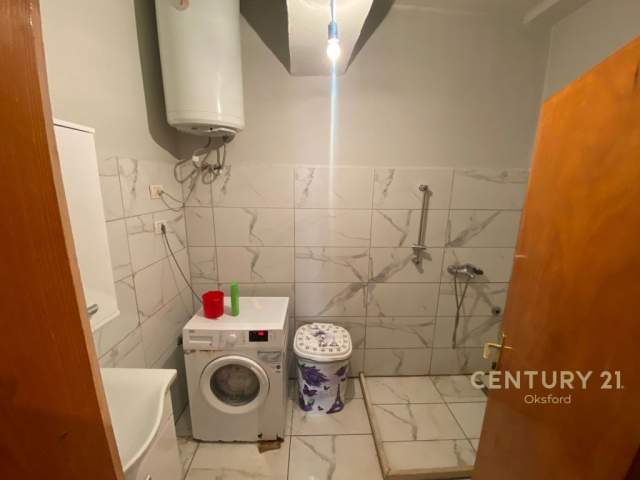 Tirane, shitet apartament 2+1 Kati 8, 130 m² 123.000 Euro (Selite)