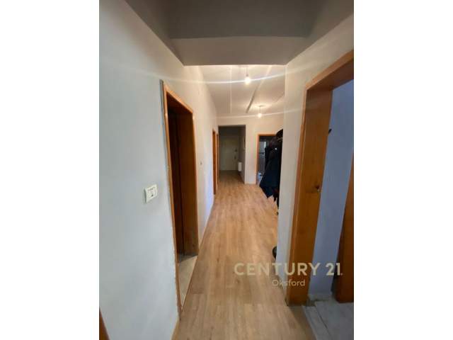 Tirane, shitet apartament 2+1 Kati 8, 130 m² 123.000 Euro (Selite)