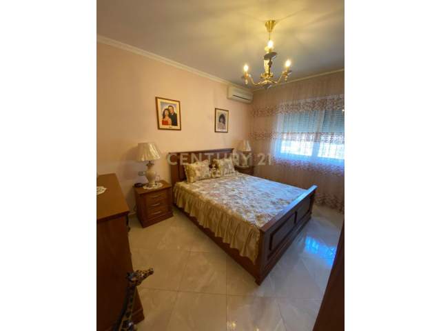 Tirane, shitet apartament 1+1+BLK Kati 3, 56 m² 80.000 Euro (brryli)