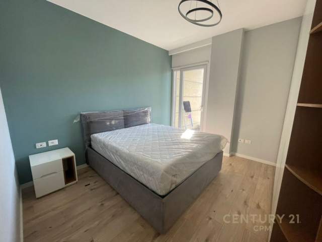 Tirane, jepet me qera apartament 1+1 Kati 5, 62 m² 600 Euro
