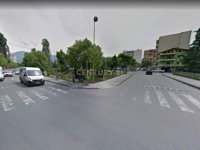 Te ATSH japim 2 ambjente biznesi me qira, 122 m² secili
