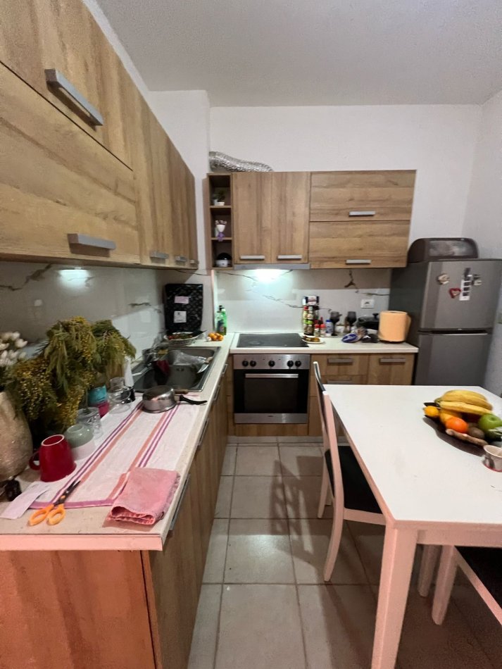 Durres, shitet apartament 2+1+Ballkon Kati 7, 100 m² (Sokrat Miho prane Vila L 2)