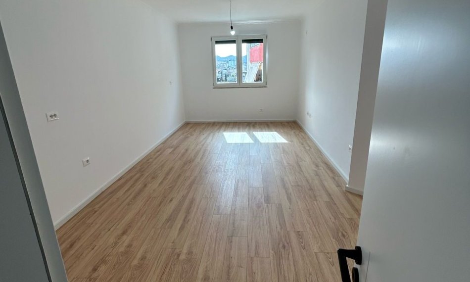 Tirane, shitet apartament 1+1+Aneks+Ballkon Kati 6, 71 m² 135.000 € (rruga e elbasanit , xhamia e tabakave)
