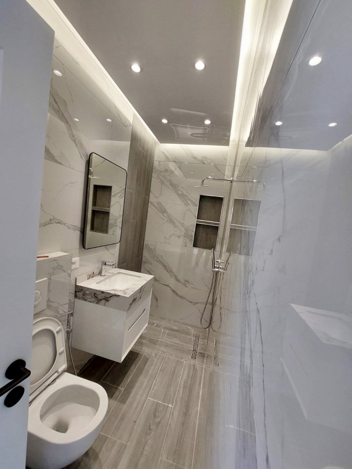 Shitet Apartament 2+1+2 te Rr, Barrikadave