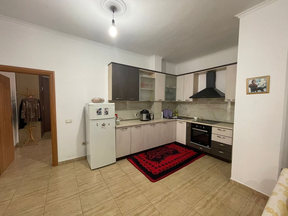 Qera, Apartament 3+1, Ardeno, Tiranë – 500€ | 137 m²