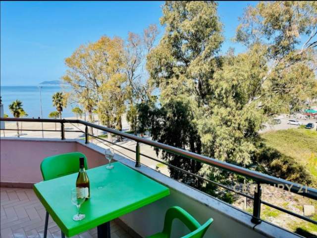 Vlore, shitet apartament 1+1+BLK Kati 1, 66 m² 115.000 Euro (lungomare)