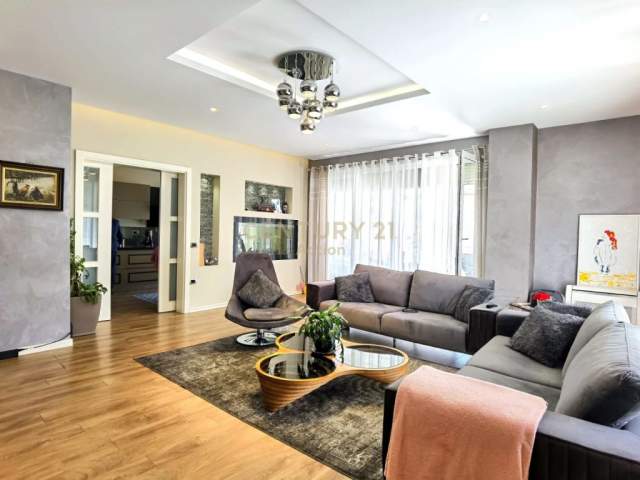 Tirane, shitet apartament 3+1+BLK Kati 4, 315 m² 350.000 Euro (liqeni i thate)