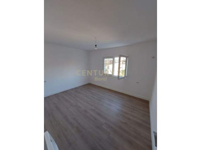 SHESIM 2+1 TE  BRRYLI BRENDA UNAZES, Kati 4, 110.000 Euro (Brryli)