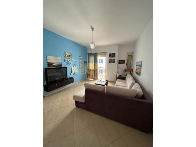 DURRES PLAZH,Shitet apartament 1+1 me pamje nga deti, i mobiluar,Kati 3, 70 m² 74.000 Euro