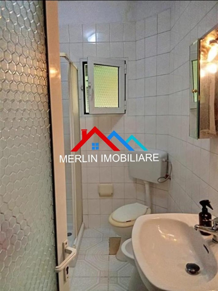 Tirane, jepet me qera apartament 2+1 Kati 4, 80 m² 450 € (Belul Hatibi)