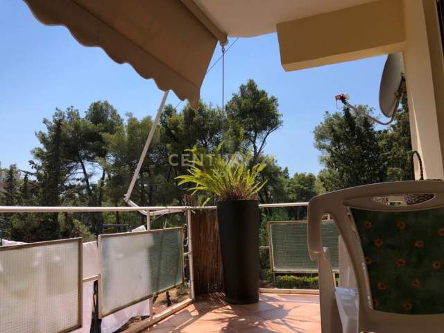 Golem, shitet apartament 2+1 ne plazh i arreduar, Kati 3, 92 m² 75.000 Euro