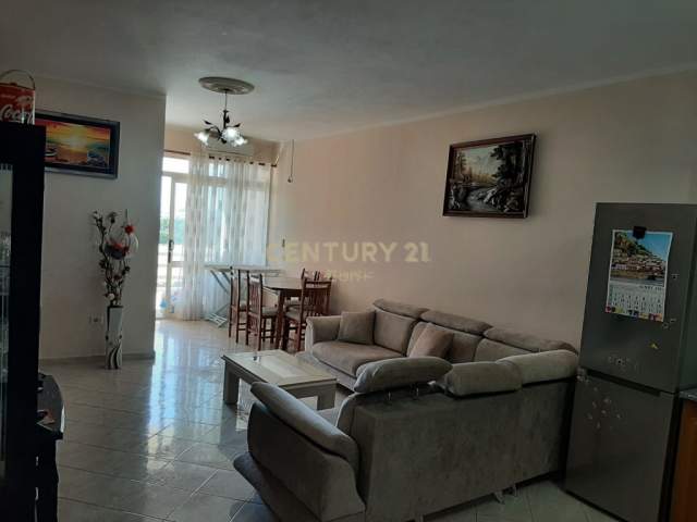 Durres, jepet me qera apartament 1+1+BLK Kati 7, 67 m² 250 Euro (plazh iliria)