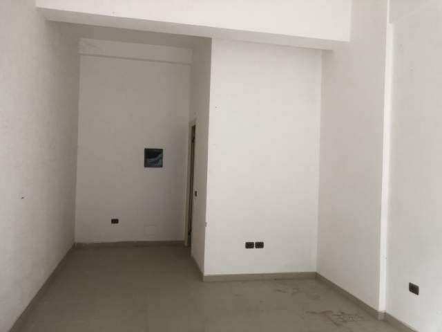 Vlore, shes ambjent biznesi Kati 0, 30 m² 50.000 Euro (Lungomare)