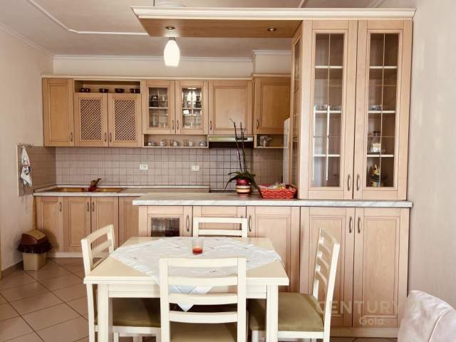 Tirane, jepet me qera apartament 2+1+BLK Kati 7, 108 m² 520 Euro (prane Square 21)