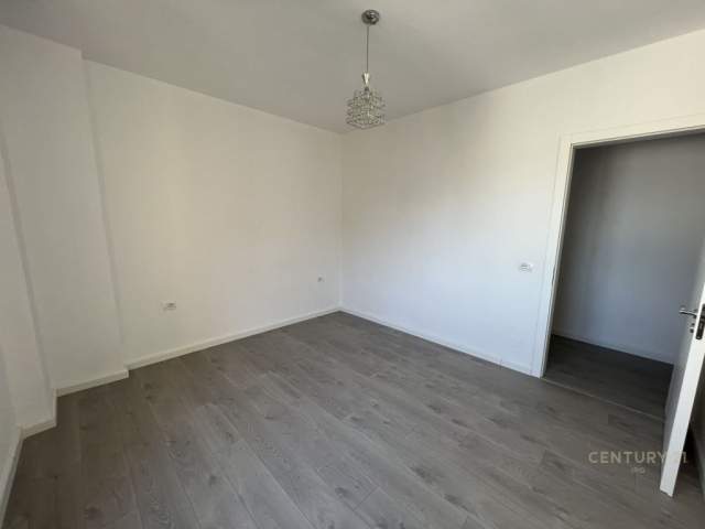 Tirane, shes apartament 2+1 112 m² 187.000 Euro (myslym Shyri)