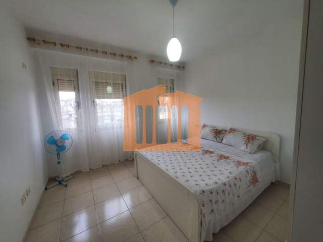 Durres, jepet me qera apartament 1+1+A 60 m² 220 Euro