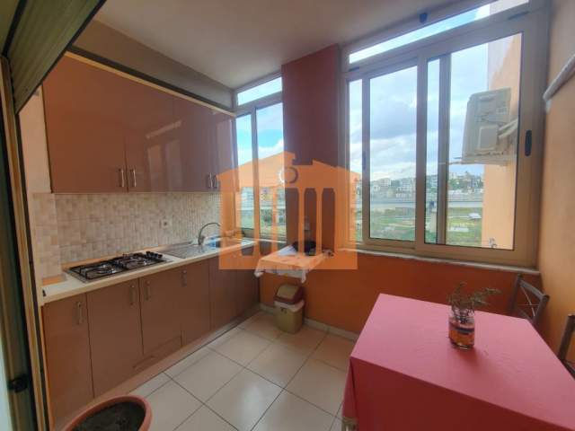 Durres, jepet me qera apartament 1+1+A 60 m² 220 Euro