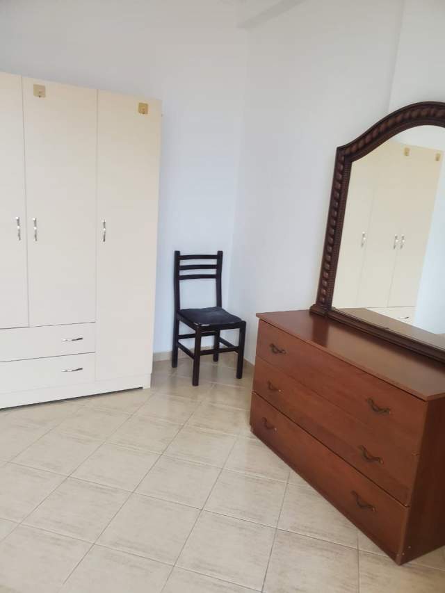 Tirane, jepet me qera apartament 3+1+BLK Kati 2, 120 m² 400 Euro (kodra e diellit , prane rezidences)