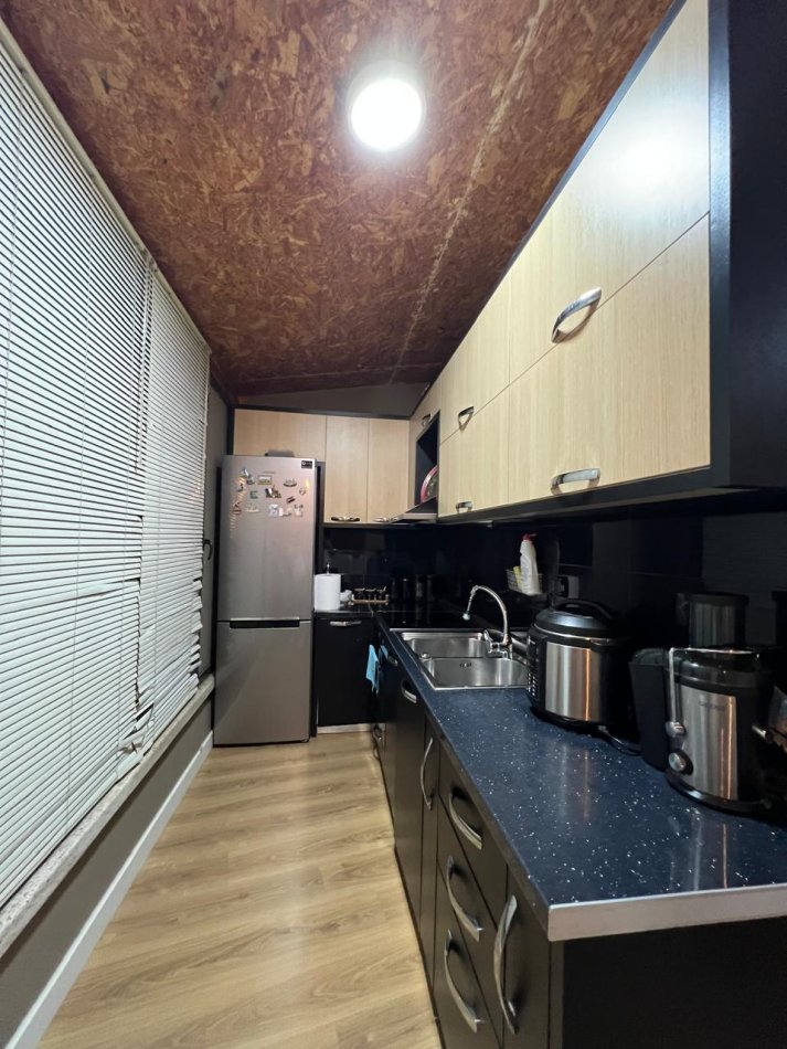 Tirane, jepet me qera apartament 2+1 Kati 6, 70 m² 500 € (bulevardi ri,kashar)