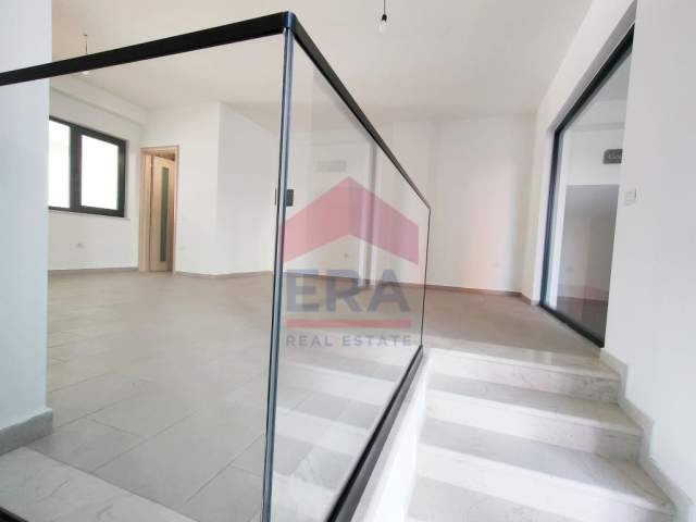 📌Tirane, jepet me qera ambjent biznesi 45 m² 270 Euro