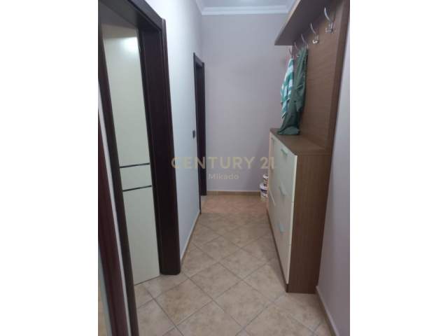 JEPET APARTAMENT 1+1 ME QIRA, PALLATI ME SHIGJETA,  360 Euro