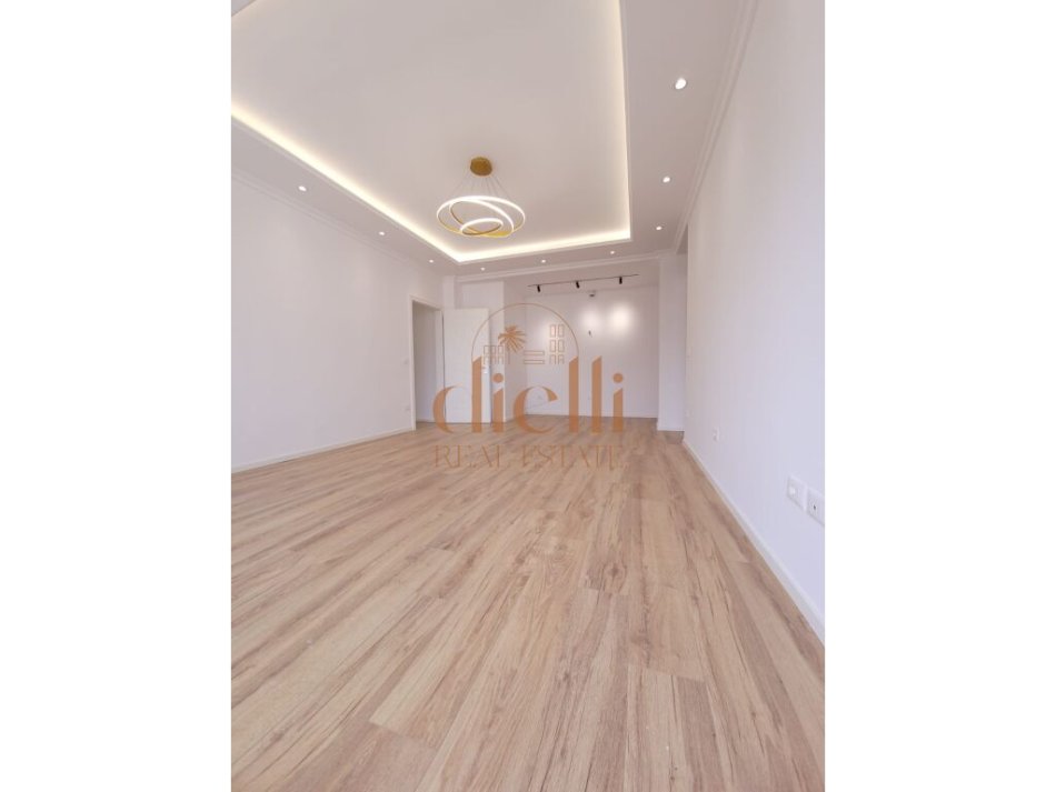 Tirane, shitet apartament 2+1, Kati 7, 95 m² 210,000 € 