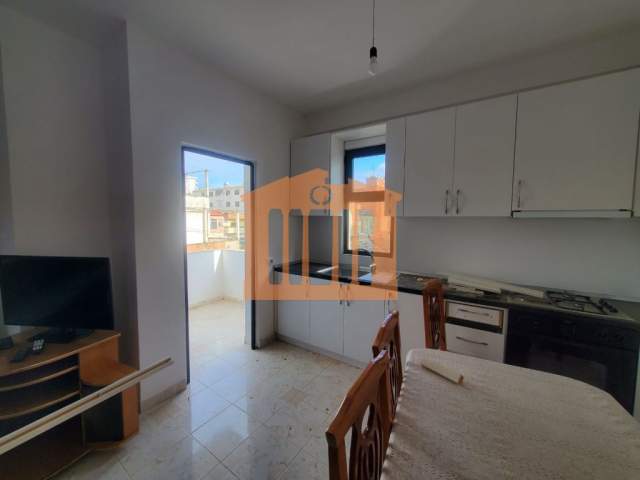 Durres, jepet me qera apartament 2+1+A+BLK Kati 2, 95 m² 300 Euro