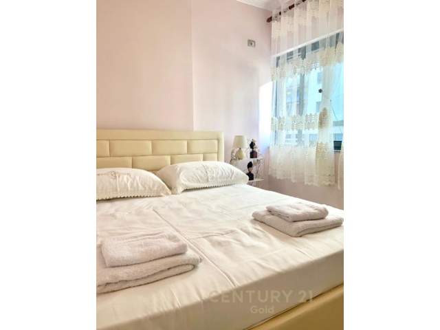 Te Pallati me Shigjeta shesim apartament 2+1! Kati 3, 80 m² 82.000 Euro