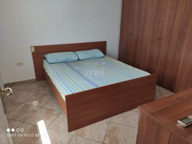 Tirane, shes apartament 1+1+BLK Kati 5, 169 m² 100.000 Euro (Medreseja)
