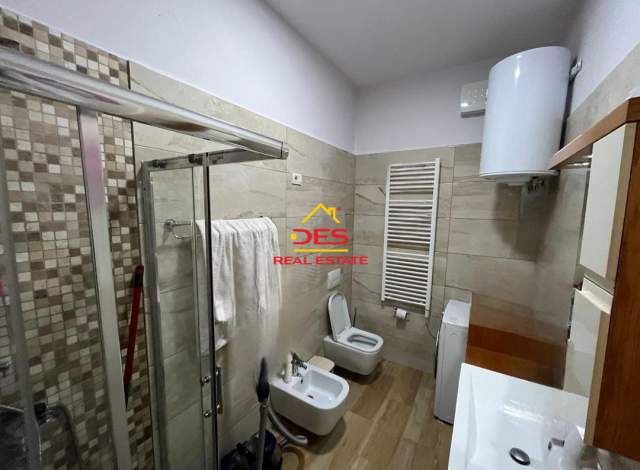 Tirane, shitet apartament 103 m² 116.000 Euro