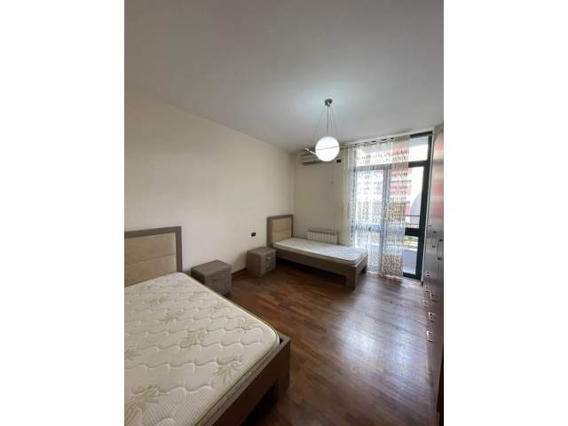 Tirane, shitet apartament 2+1+BLK Kati 3, 141 m² 245.000 Euro (liqeni)