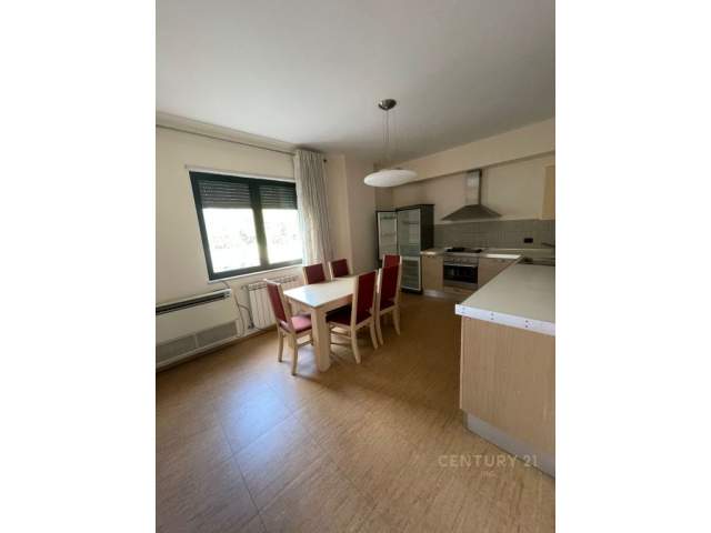 Tirane, shitet apartament 2+1+BLK Kati 3, 141 m² 245.000 Euro (liqeni)