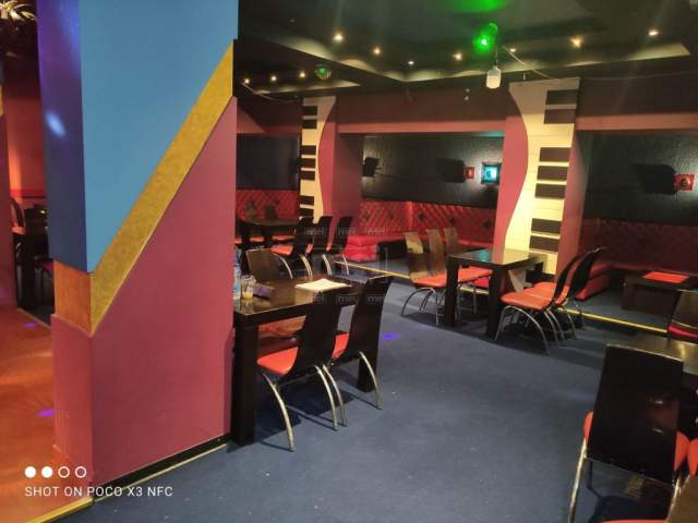 Tirane, shitet ambjent biznesi 204 m² 200.000 Euro (Medreseja)