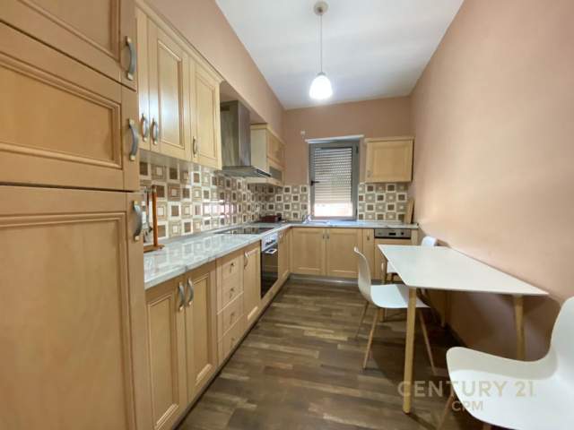 Apartament 2+1 per qira te Delijorgji, Kati 8, 700 Euro