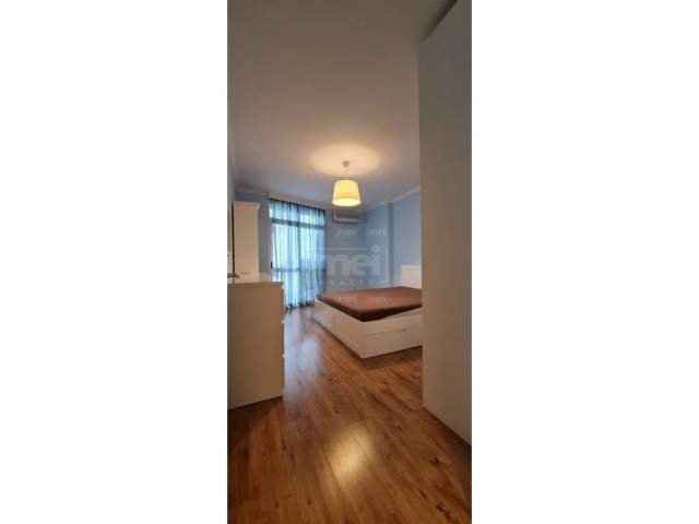 Tirane, jap me qera apartament 1+1+BLK 70 m² 550 Euro (ish Ekspozita)