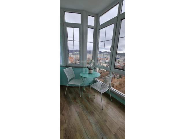 Tirane, jap me qera apartament 1+1+BLK 70 m² 550 Euro (ish Ekspozita)
