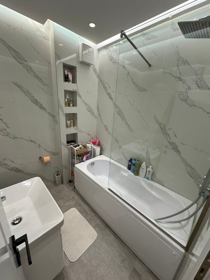 Tirane, shitet apartament 2+1 Kati 2, 90 m² 190.000 € (Rruga e Ullinjve)