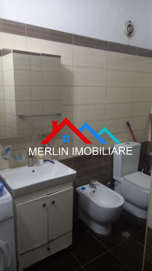 Tirane, jepet me qera apartament 2+1 Kati 3, 88 m² 300 € (AZEM GALIZA,BABRRU)