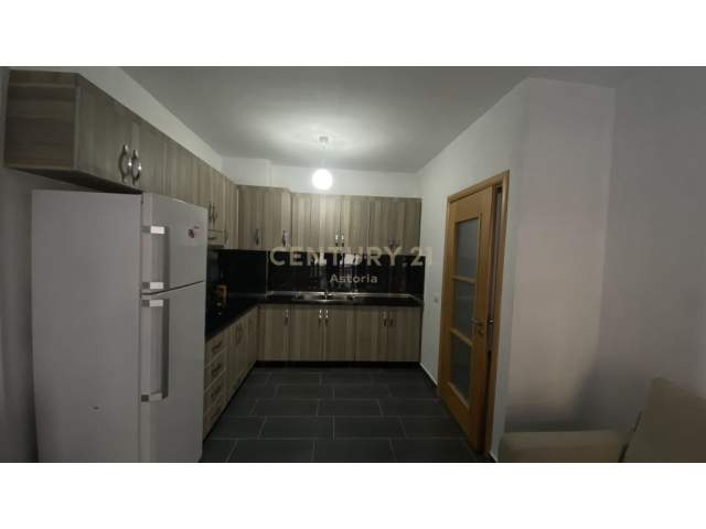 Tirane, jap me qera apartament 1+1+BLK Kati 3, 56 m² 300 Euro (Astir)