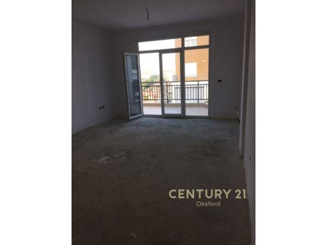 SHESIM APARTAMENT 2+1+POST PARKIMI TE ISH FUSHA E AVIACIONIT! Kati 7, 113 m² 143.000 Euro