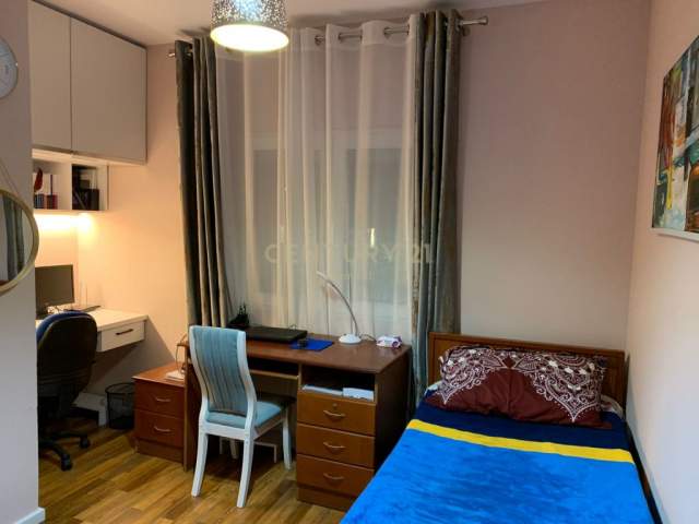 Tirane, jepet me qera apartament 2+1+BLK Kati 3, 80 m² 620 Euro (Ish Stacioni i Trenit Tirana)