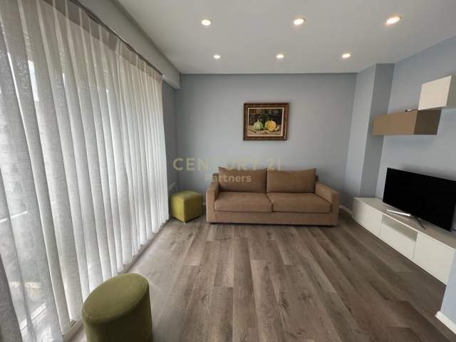 SHITET APARTAMENT 2+1 TEK KOMPLEKSI KONTAKT! Kati 6, 80 m² 135.000 Euro (Rruga e Kavajes)